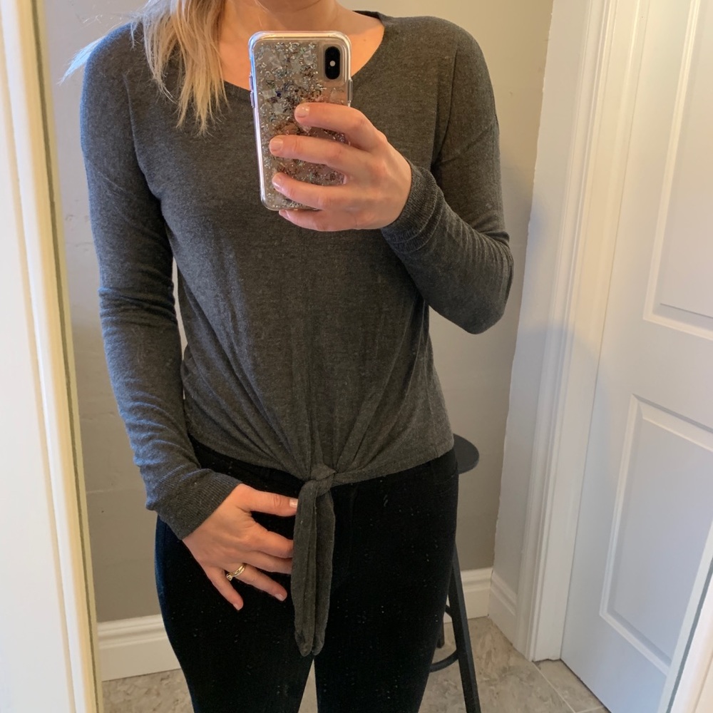 Madewell grey tie front long sleeve sweater top